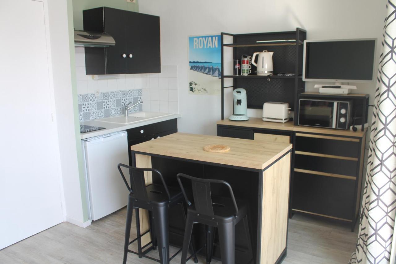 Apartamento Studio Avec Parking Proche Plage Et Centre Royan Exterior foto